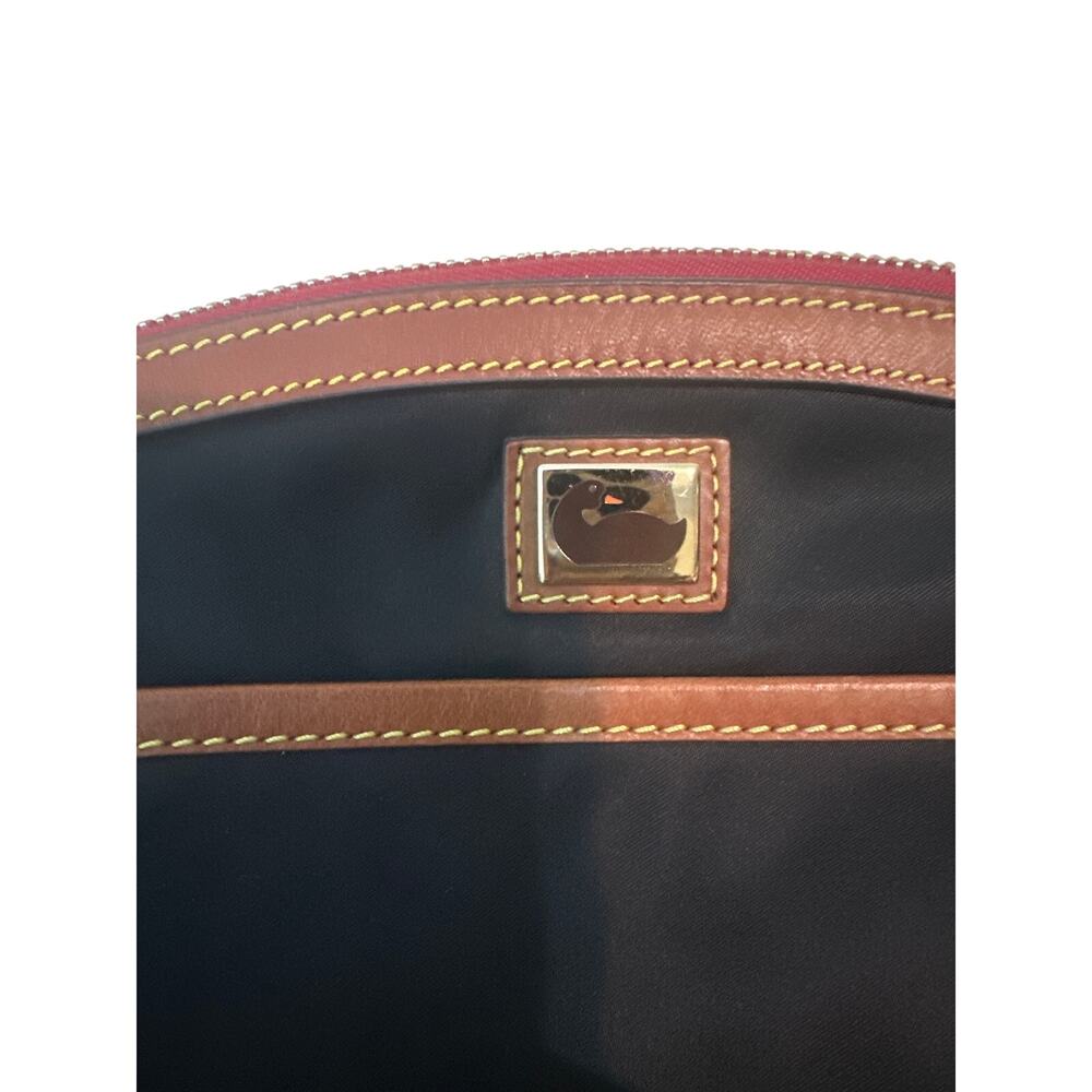 Dooney & Bourke Wayfarer Domed Crossbody bag - Picture 4 of 6